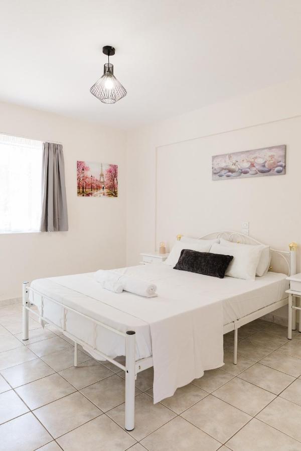 Alexandros Luxury Apartments Nydri Eksteriør billede