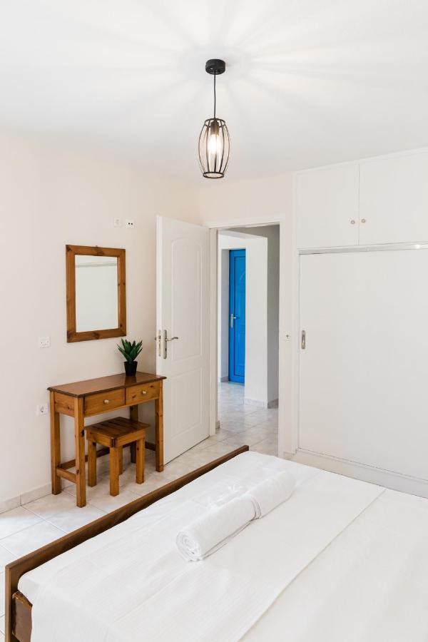 Alexandros Luxury Apartments Nydri Eksteriør billede